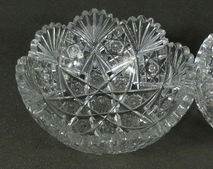 FOUR PIECES HAND-CUT CRYSTAL