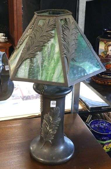 ART DECO TABLE LAMP