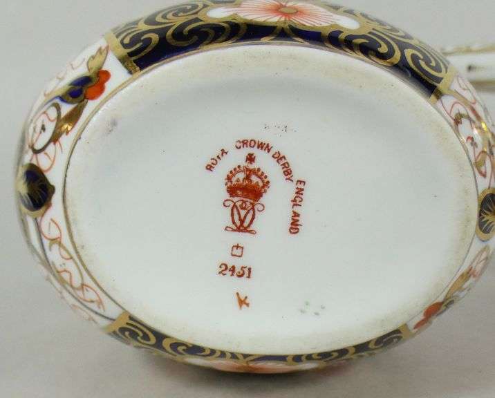 DERBY THREE-PIECE TEA SERVICE