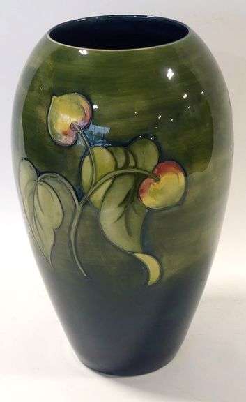 LARGE MOORCROFT "DAHLIA" VASE