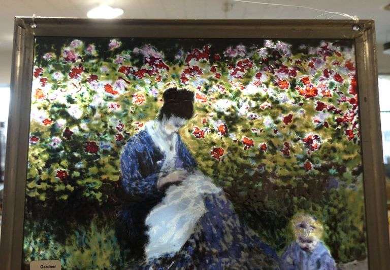 TEN PIECES OF ART GLASS