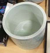 CHINESE PORCELAIN VASE AND JARDINIERE