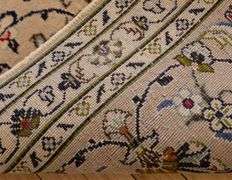 WHITE KASHAN CARPET
