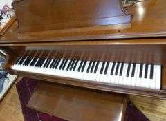 BALDWIN BABY GRAND PIANO