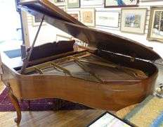 BALDWIN BABY GRAND PIANO