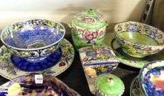 TWELVE PIECES OF MALING ART POTTERY