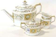 ROYAL CROWN DERBY "GREEN DERBY PANEL" TEA SET