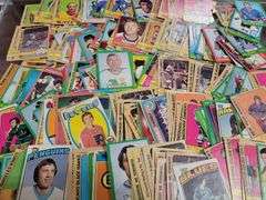 1970'S HOCKEY CARDS, ETC.