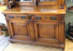 19TH CENTURY OAK MIRRORED-BACK SIDEBOARD