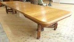19TH CENTURY CARVED OAK DINING TABLE