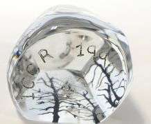 BACCARAT CRYSTAL PAPERWEIGHT