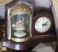 BOX LOT OF LAMPS AND CLOCKS