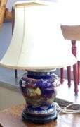 MALING POTTERY TABLE LAMP
