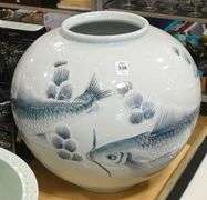 CHINESE PORCELAIN VASE AND JARDINIERE