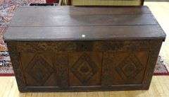 18TH CENTURY OAK BLANKET BOX