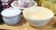 WASH SET, CHAMBER POT AND MIXING BOWL