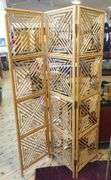 THREE-PANEL RATTAN FLOOR SCREEN