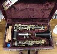 SELMER CLARINET WITH CASE