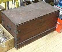 ANTIQUE PINE TOOL CHEST