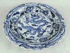 ASIAN PORCELAIN CHARGER