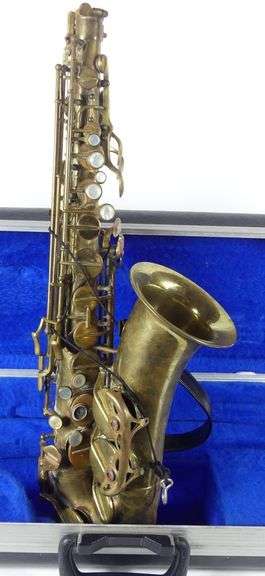 BRASS SAXOPHONE