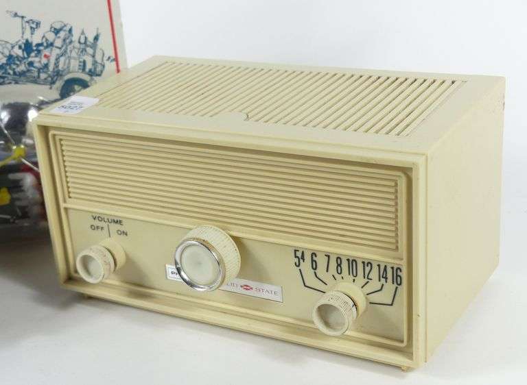 PHILCO RADIO, RIFLE SCOPE & MODEL TOYS