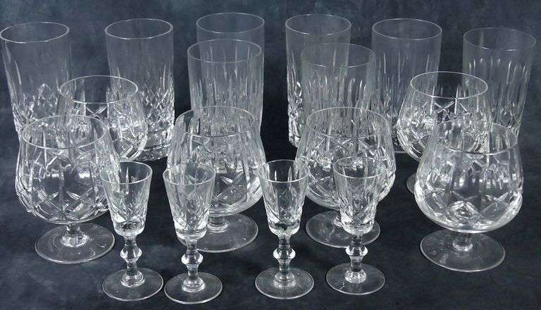 CROSS & OLIVE CRYSTAL STEMWARE