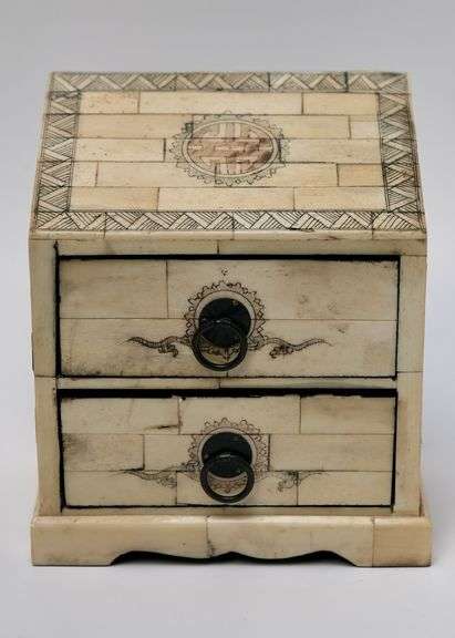 CHINESE BONE BOX