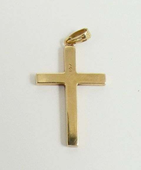 GOLD CHAIN & PENDANT