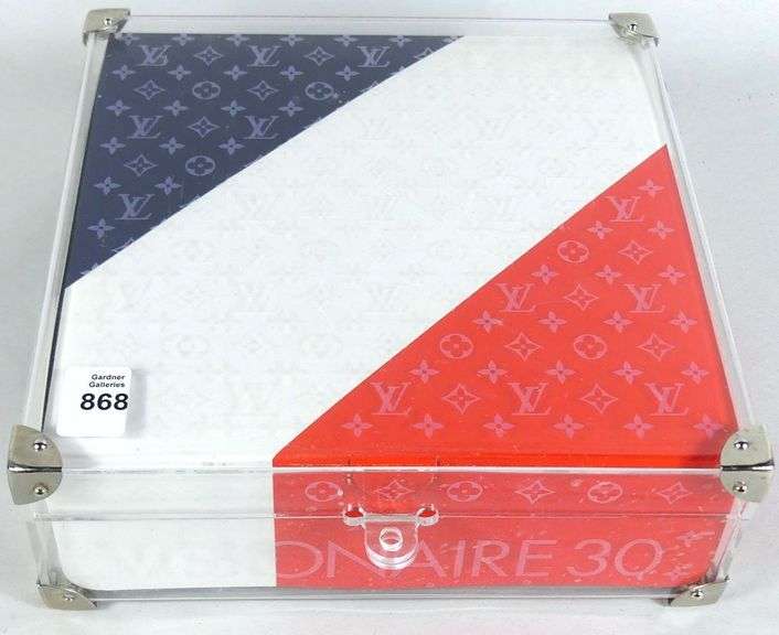 LOUIS VUITTON GAME: VISIONAIRE 30