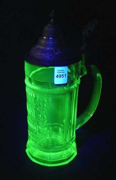RARE URANIUM GLASS STEIN