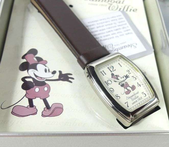 THREE DISNEY WRISTWATCHES