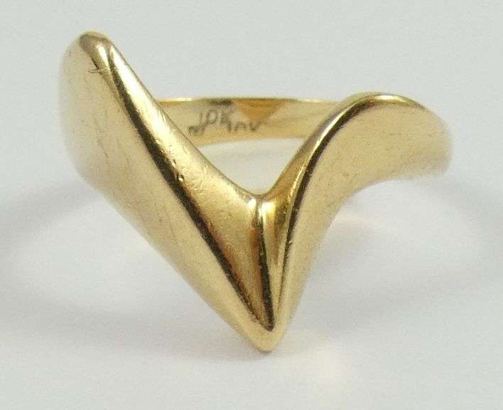 GOLD RING