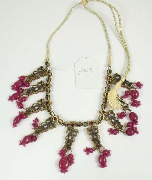 VINTAGE INDIAN NECKLACE