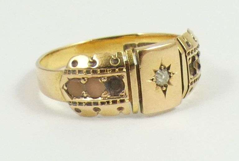 ANTIQUE ENGLISH GOLD RING