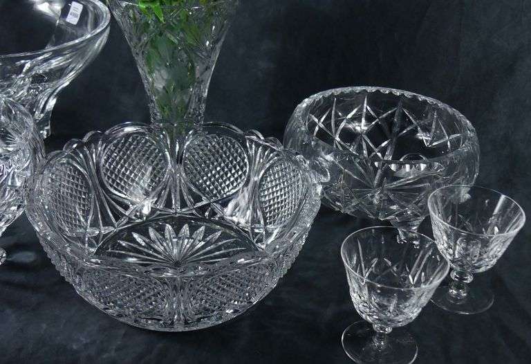 CRYSTAL BOWLS & VASES