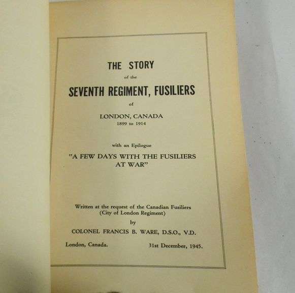 ANTIQUE TIN HAT CASE