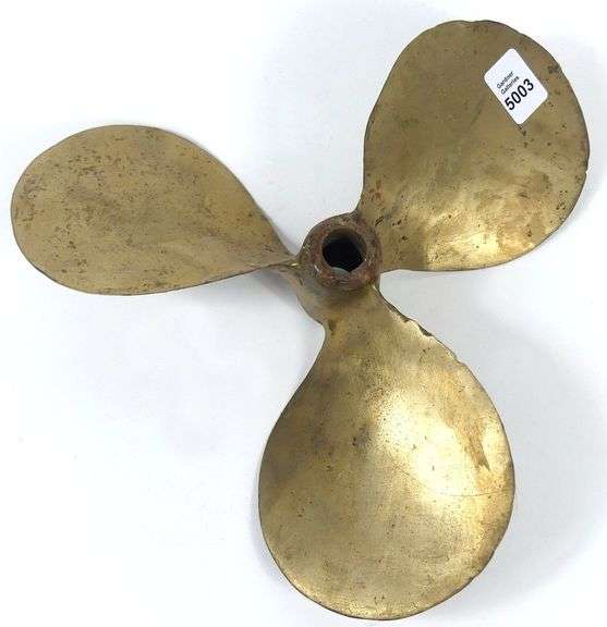 BOAT PROPELLER