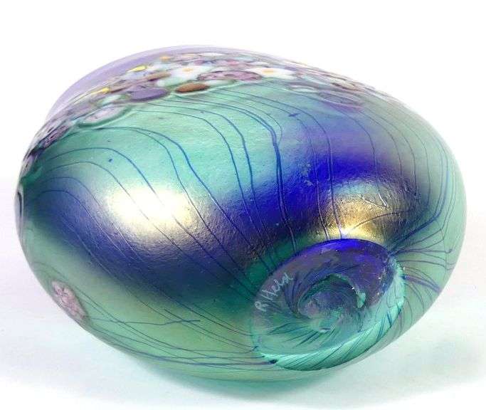 ROBERT HELD ART GLASS VASE