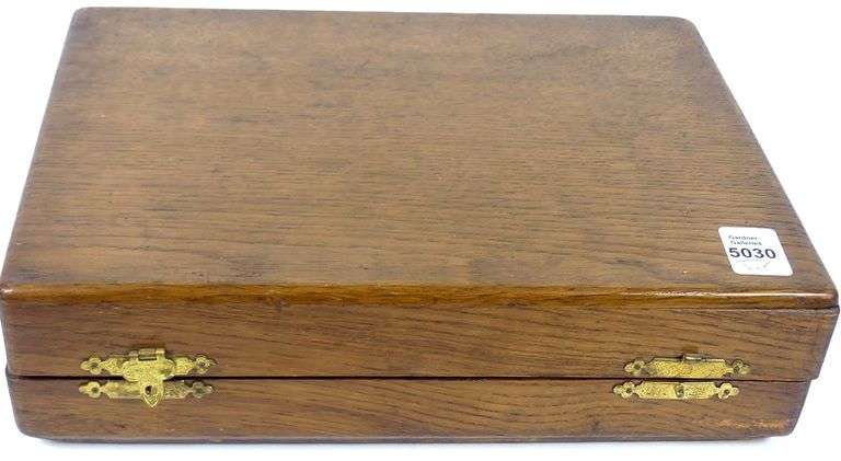 OAK CANTEEN WITH CONTENTS