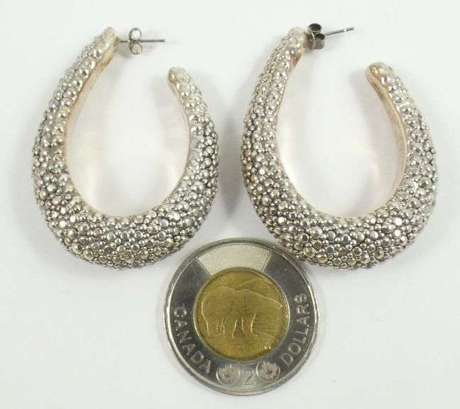 PAIR UNIQUE SILVER EARRINGS