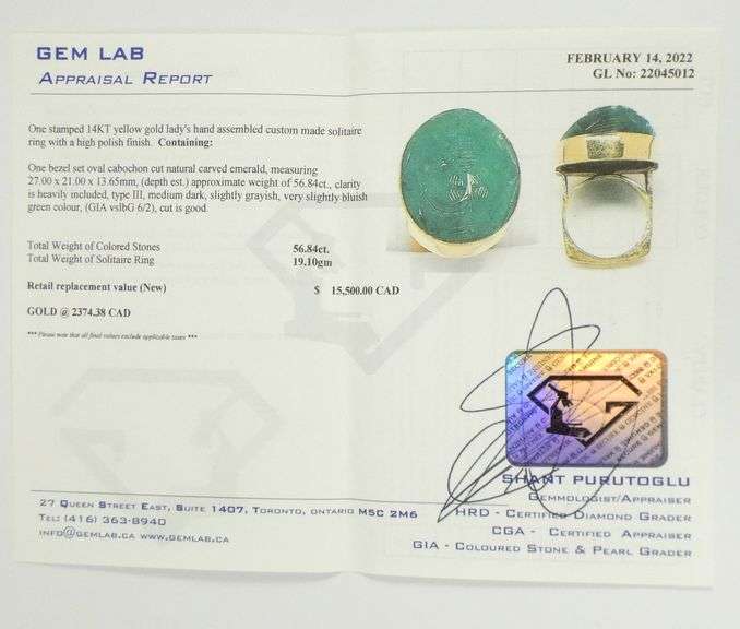 ONE-OF-A-KIND EMERALD RING