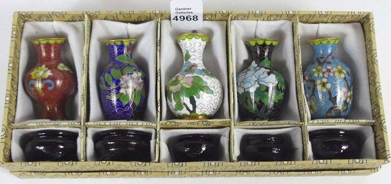SET OF CHINESE CLOISONNE VASES