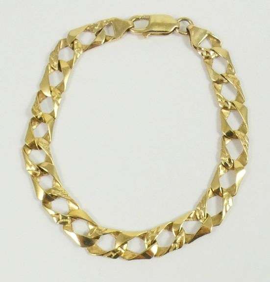 GOLD BRACELET