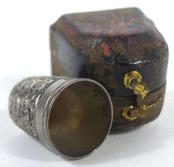 VICTORIAN SILVER THIMBLE