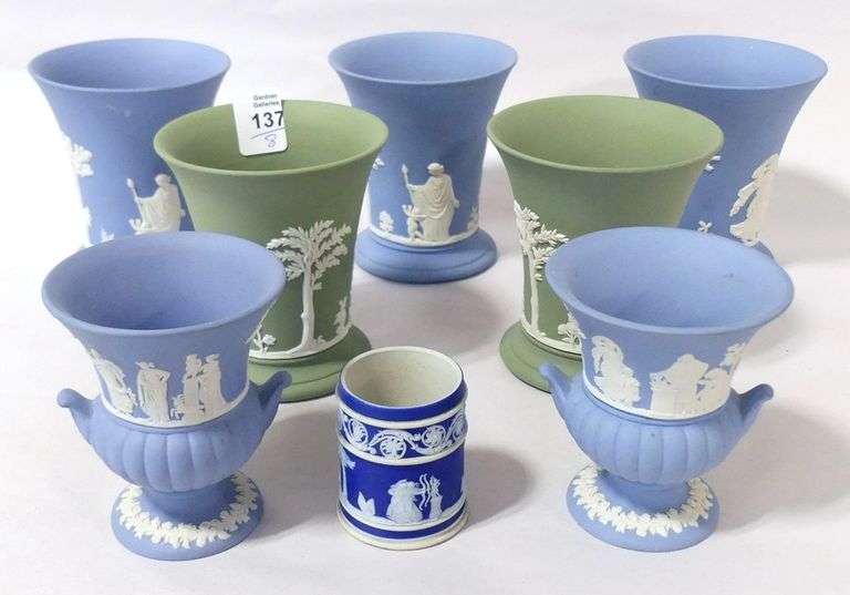 EIGHT PIECES OF WEDGWOOD JASPER WARE