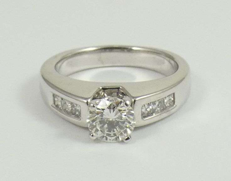 CERTIFIED DIAMOND RING