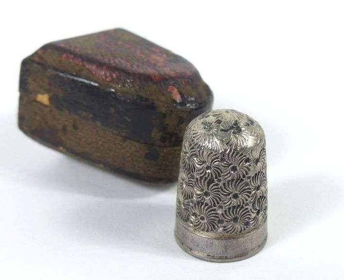 VICTORIAN SILVER THIMBLE