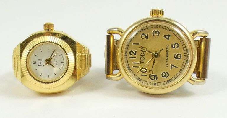 8 PENDANT & RING WATCHES