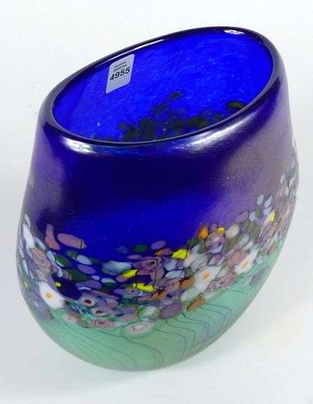 ROBERT HELD ART GLASS VASE